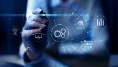 Procesos automáticos programados de actualización y migración de datos